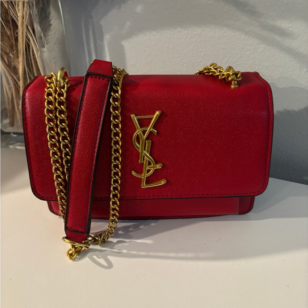 Red sling purse